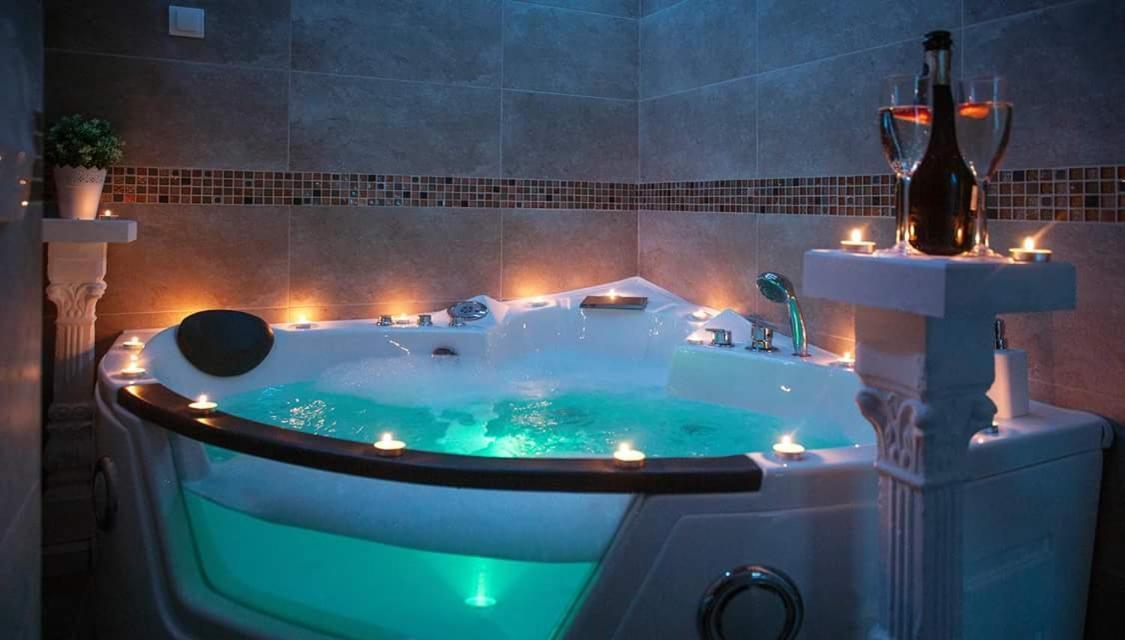 B&D Private Spa Bath Apartment Ζλάτιμπορ Εξωτερικό φωτογραφία