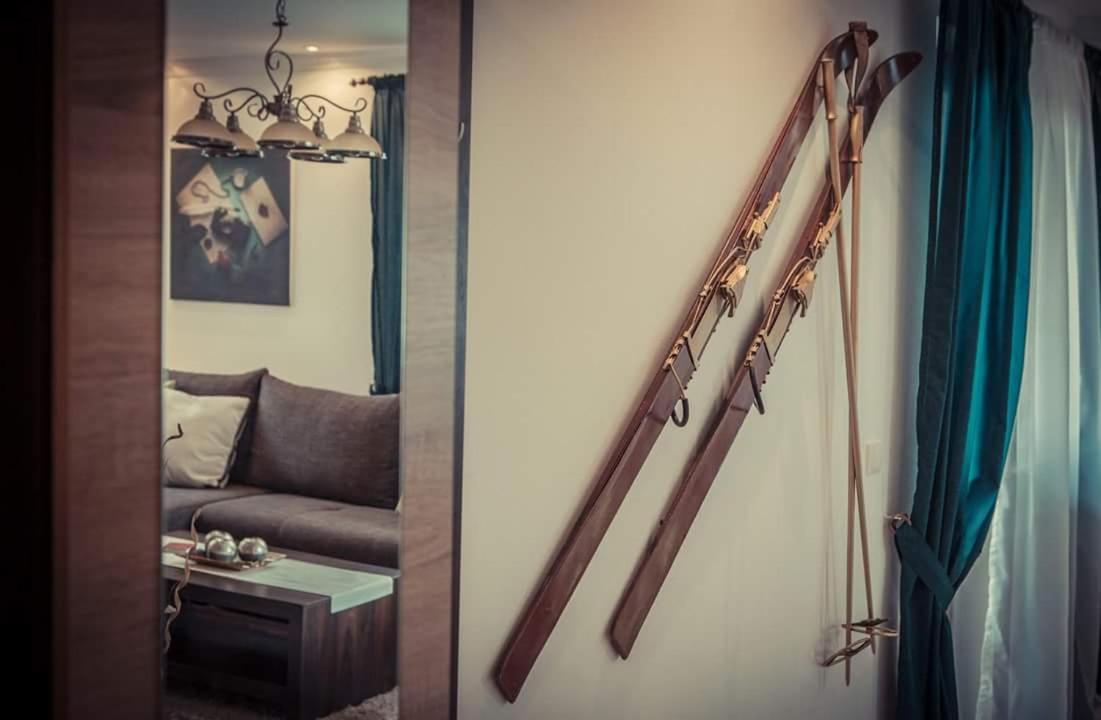 B&D Private Spa Bath Apartment Ζλάτιμπορ Εξωτερικό φωτογραφία